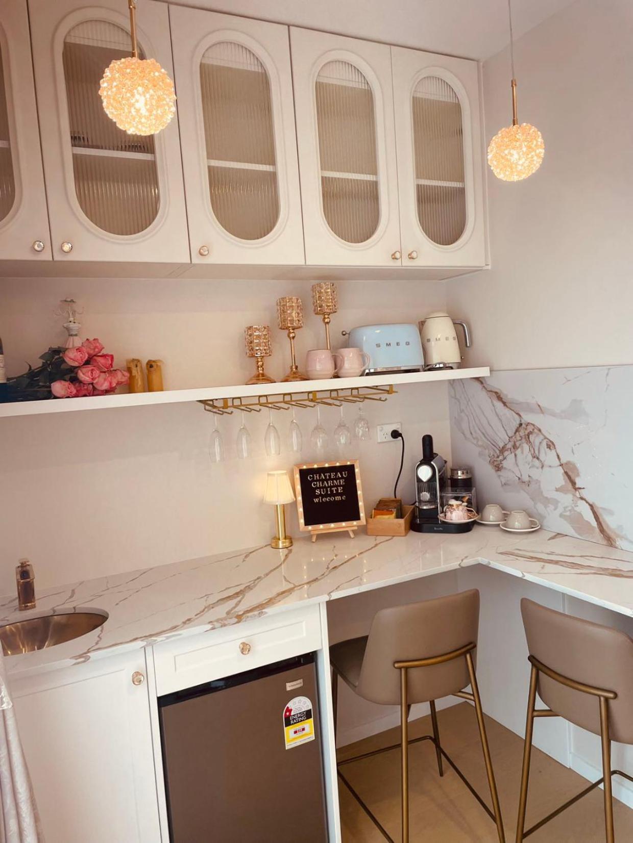 Delightful Little House & Chateau Charme Suite オークランド エクステリア 写真