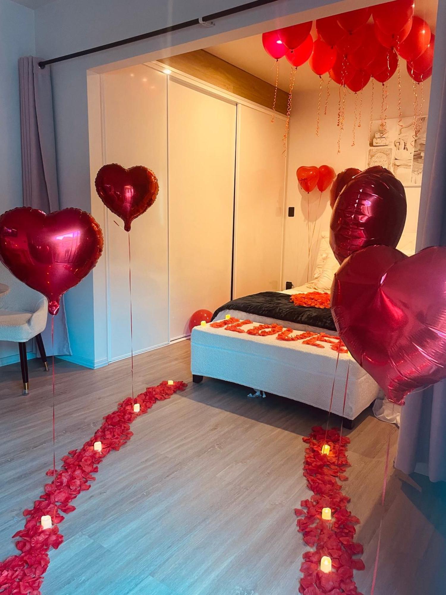 Delightful Little House & Chateau Charme Suite オークランド エクステリア 写真